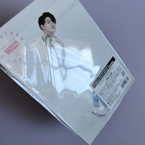SEVENTEEN POP-UP CAFE IN JAPAN 2018 - WOOZI POSTCARD